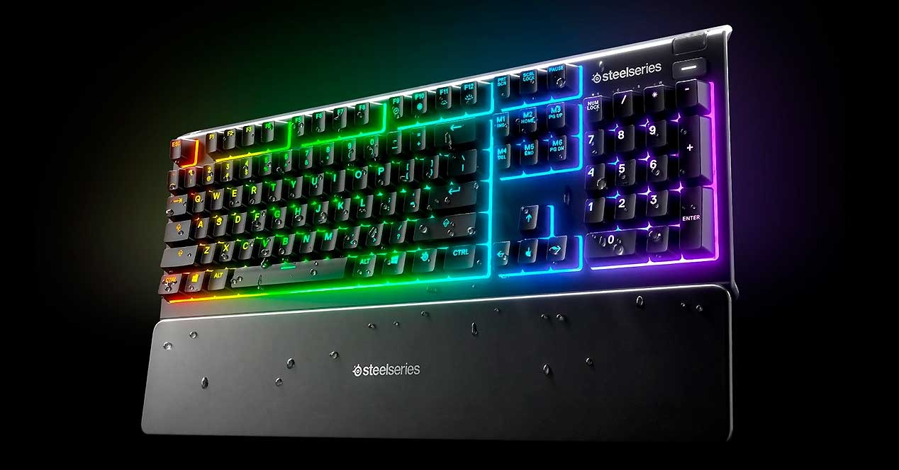 SteelSeries-Apex-3-4