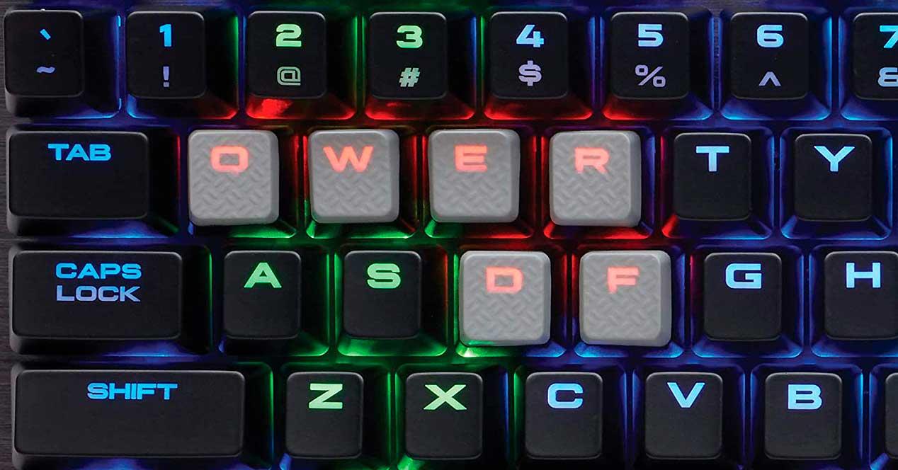Corsair-K65-RGB-RapidFire