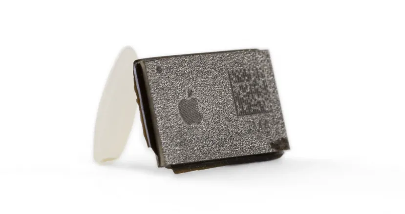 Geeknetic Apple ha aggiunto nuovi ostacoli alla riparazione degli schermi dell'iPhone 13 sotto forma di un chip BGA 1