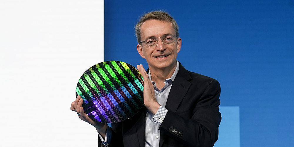 Pat-Gelsinger-Intel-1-miliardo-transistor